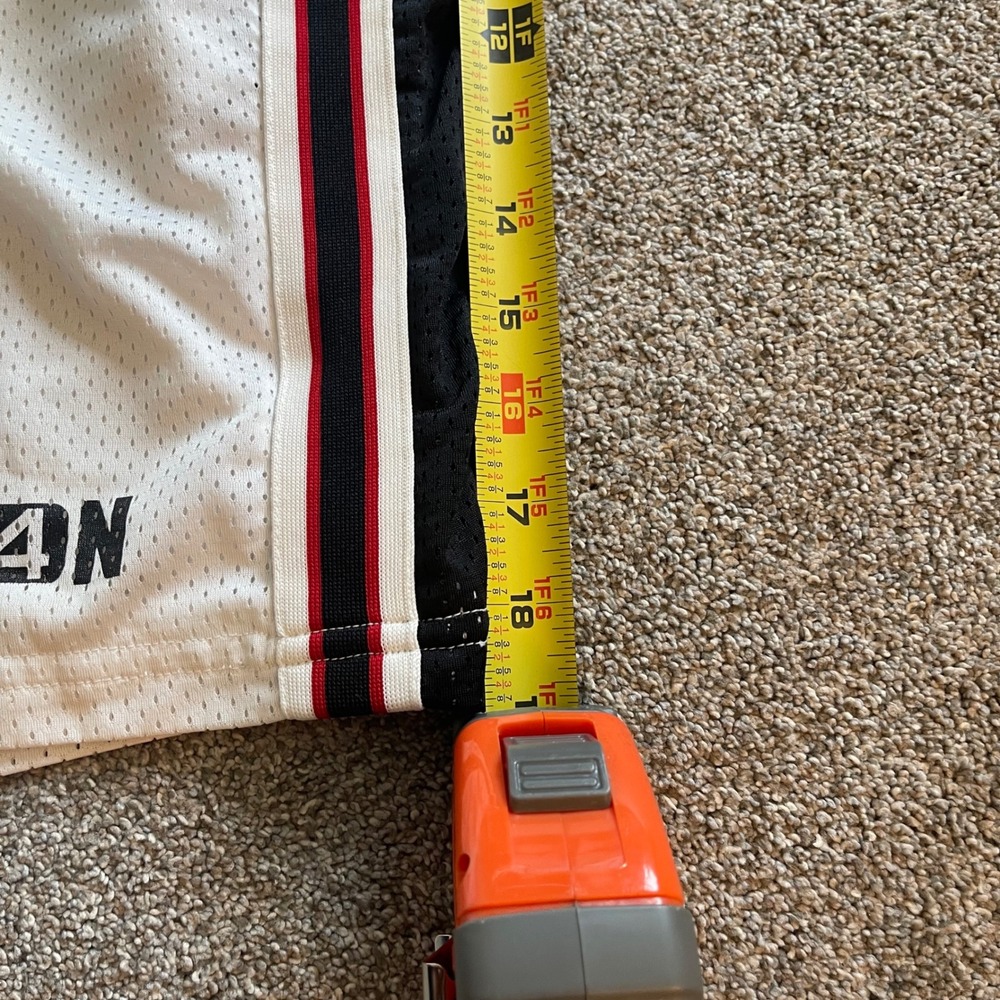 Y2K BAGGY Mens Old Navy Basketball Mesh Shorts L White Black Red 094N Graphic - Picture 6 of 8
